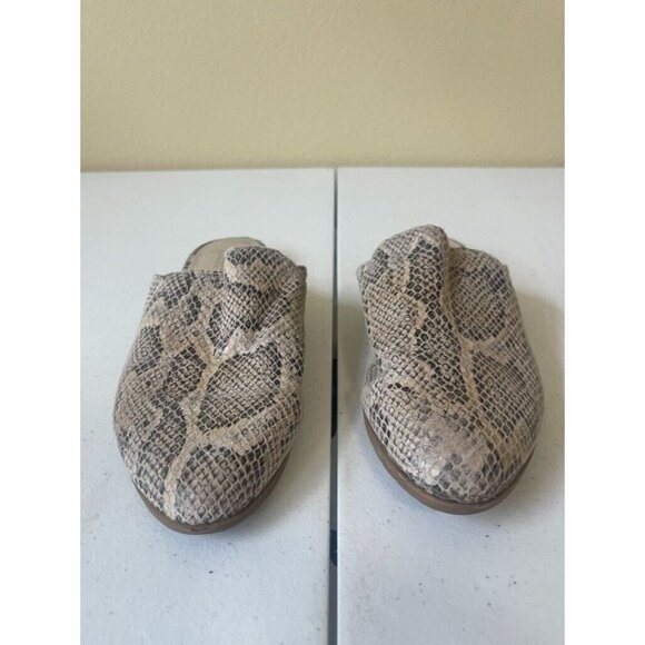 Kenneth Cole Reaction Ruthie 2 Slip On Mules Flats Snake Print Sz 7 - Picture 2 of 16